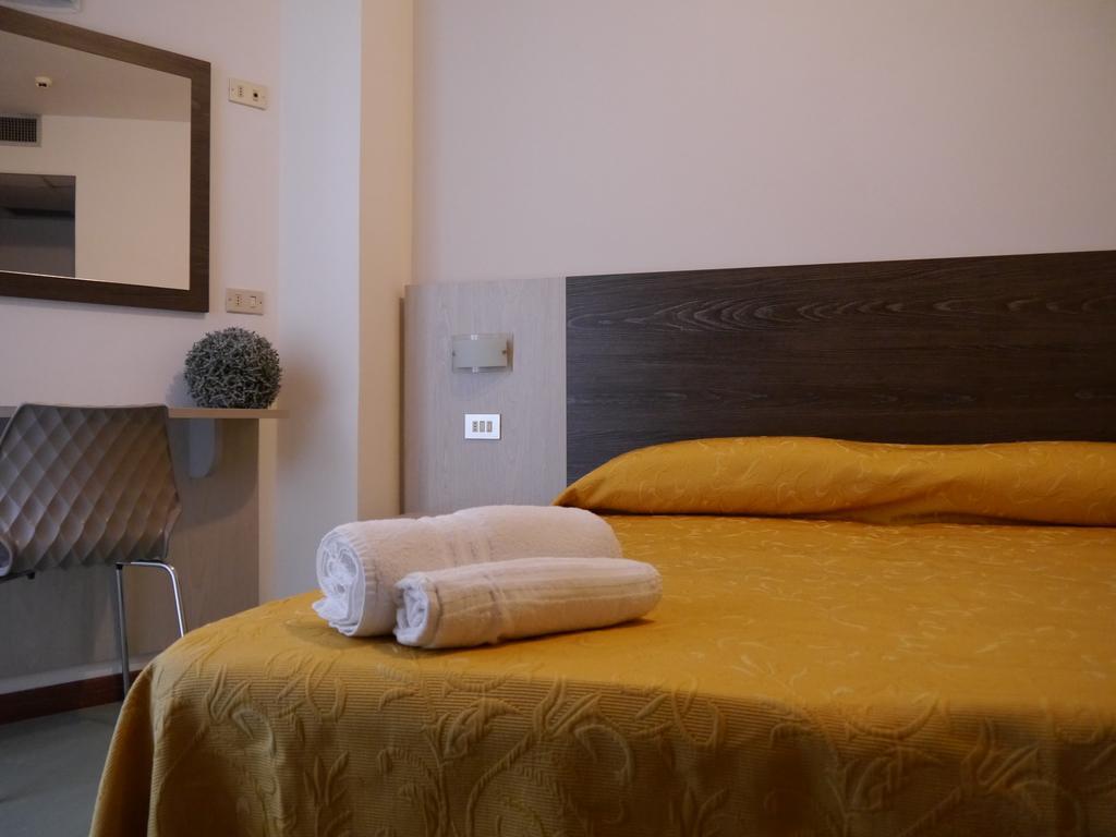 Monaco Hotel 3*