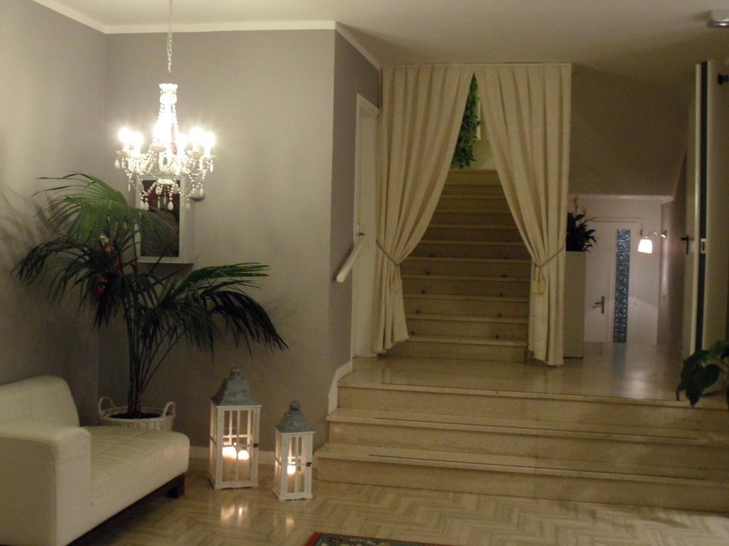 Monaco - Parcheggio Incluso E Piscina - Min 2 Gg 3*