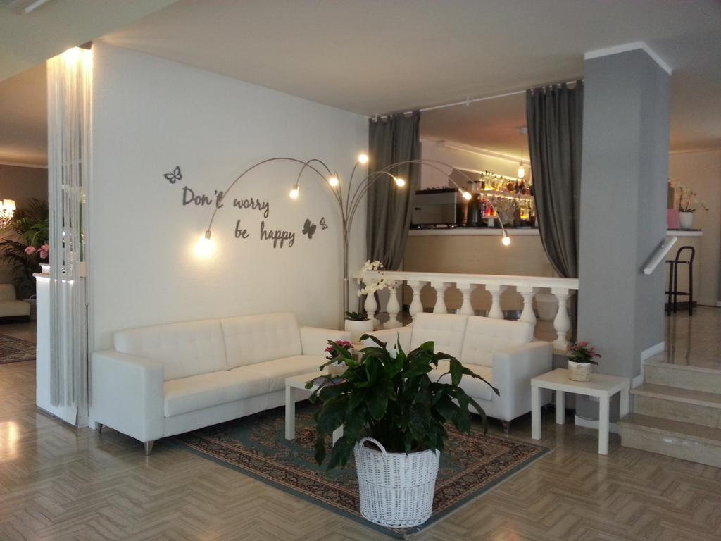 Hotel Monaco 3*